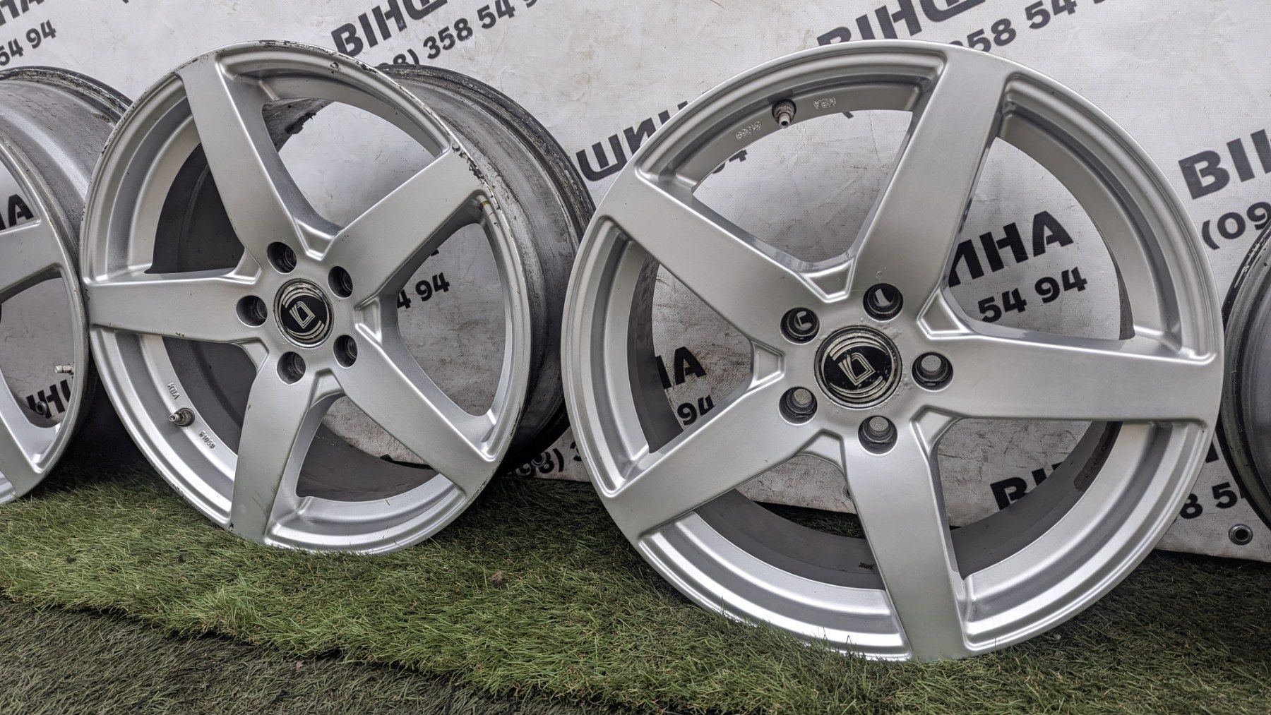Диски легкосплавні R 17 5/108 7.5J ET 50 Ford Volvo.