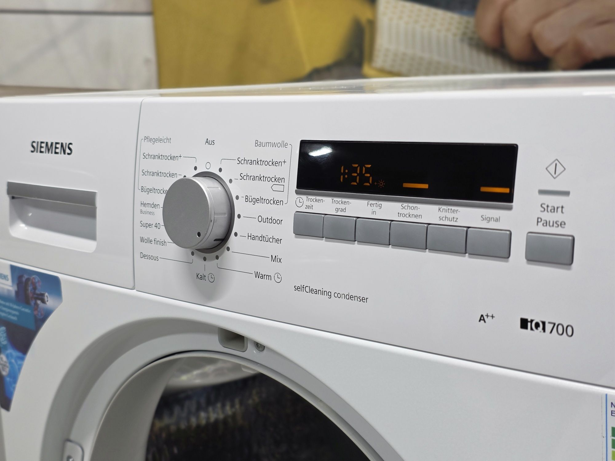 Сушильна машина SIEMENS iQ700 тепловий насос  A++ 8КГ Germany