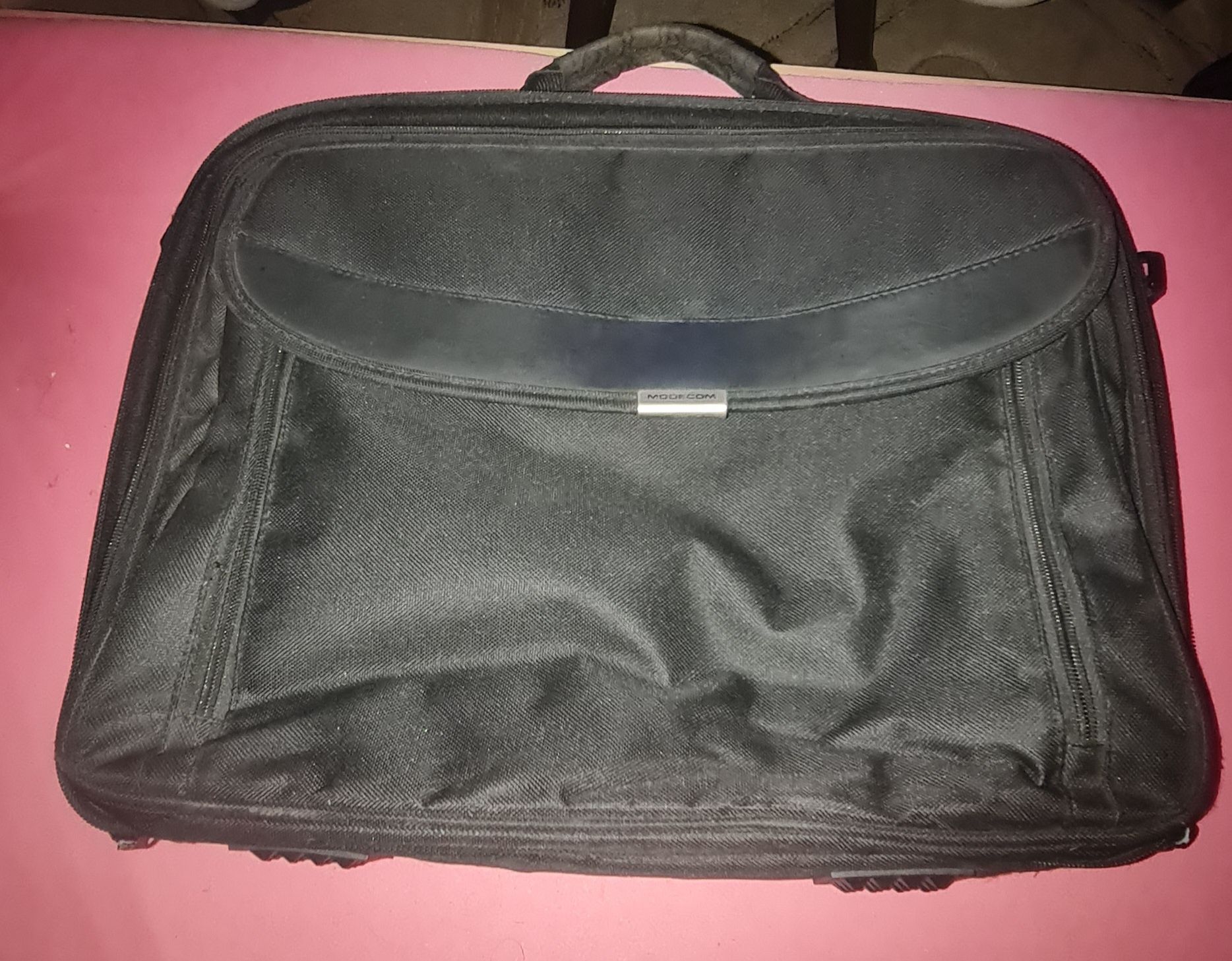 Torba na laptopa 15,6 -8 cali marki Modecom stan idealny!