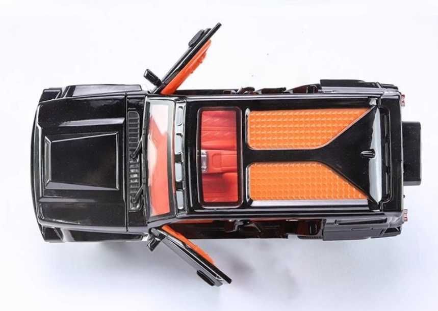 Машинка Tank 300. Інерційна. Двері/Капот. Хіт Подарунок!