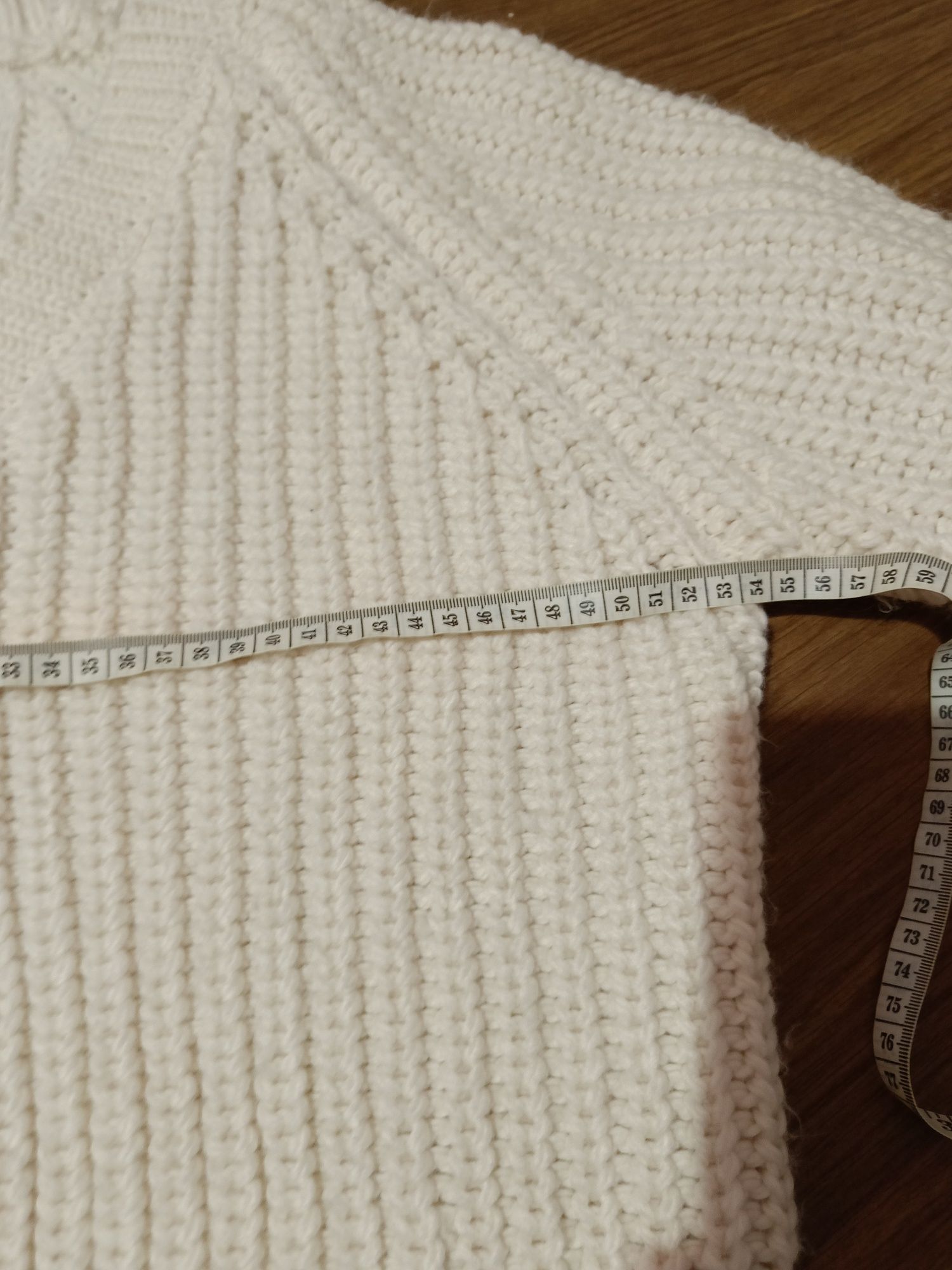 Sweter Diverse  .