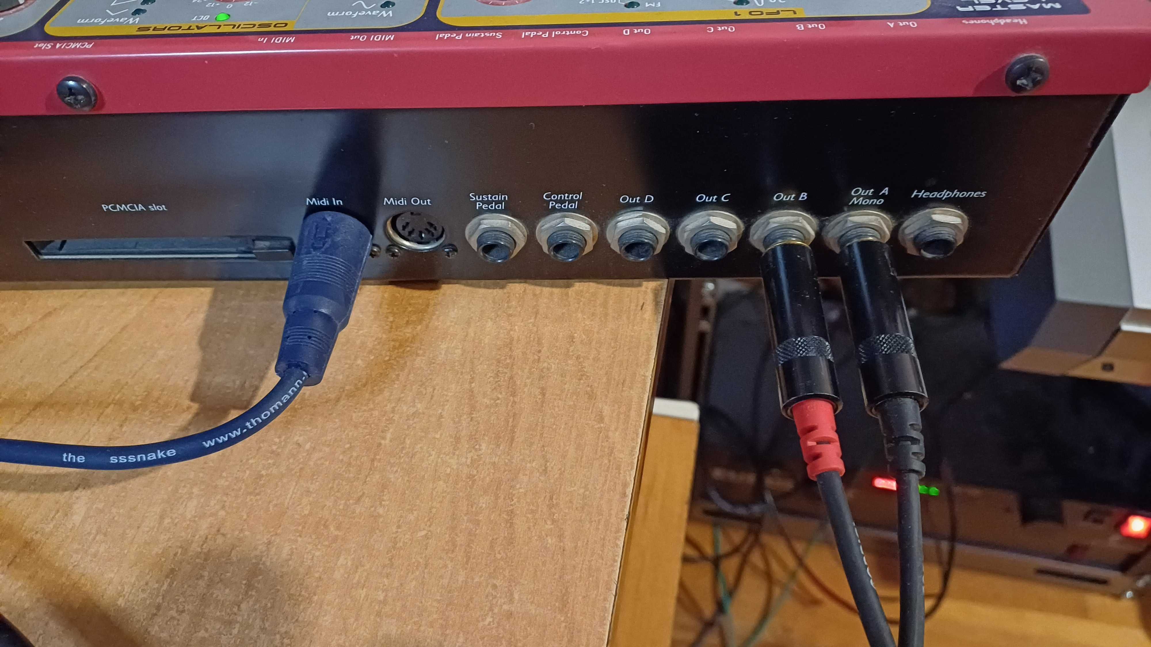 Nord Lead 2 Rack Virtual Analog Synthesizer