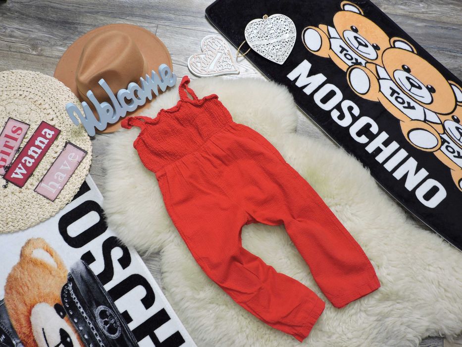 H&M - czerwony muślinowy kombinezon r 104