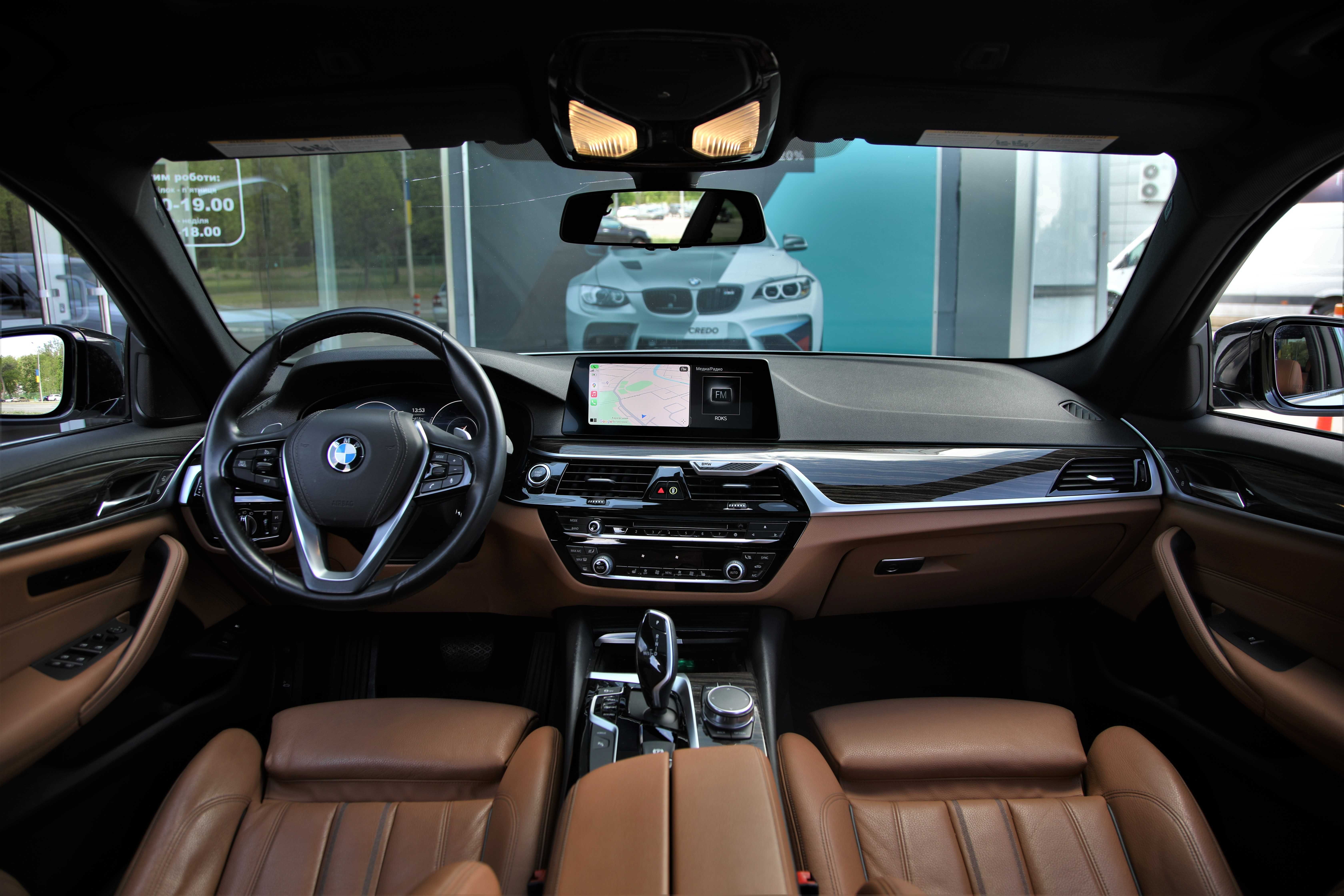 BMW 530e 2018 року