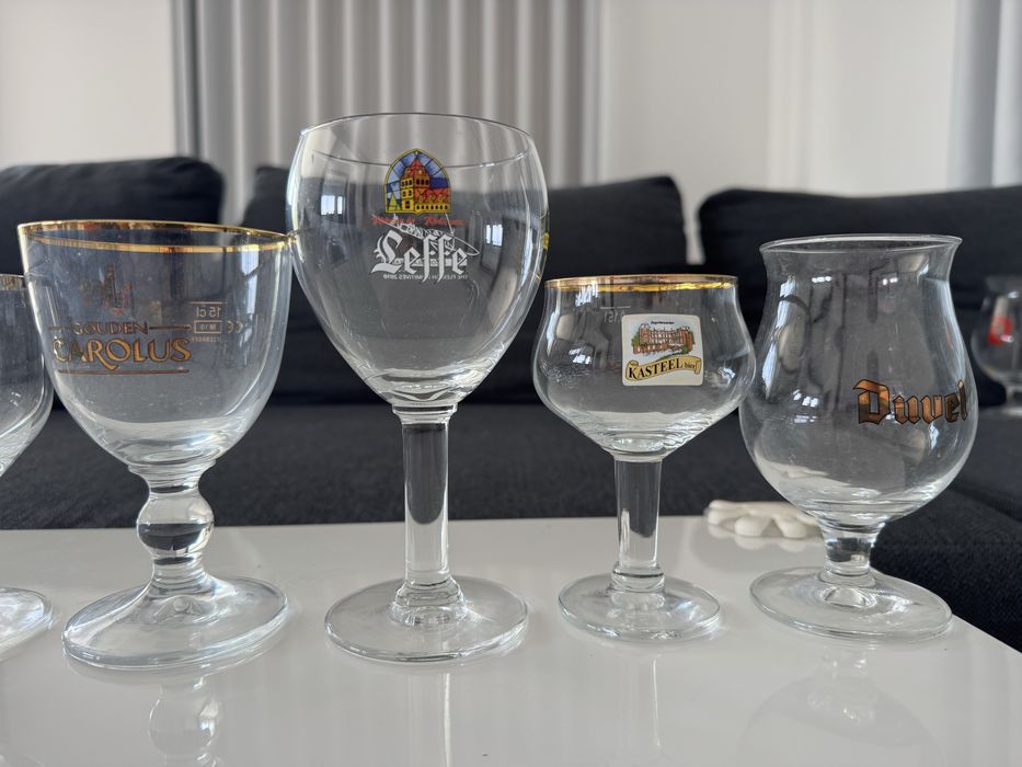 Lote copos miniatura de cervejas belgas icónicas (Westvleteren, etc)
