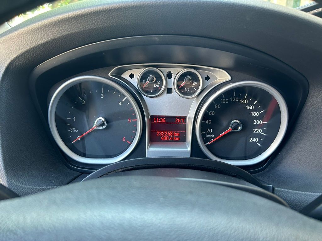 Ford Focus Titanium 1.6 Diesel Nacional