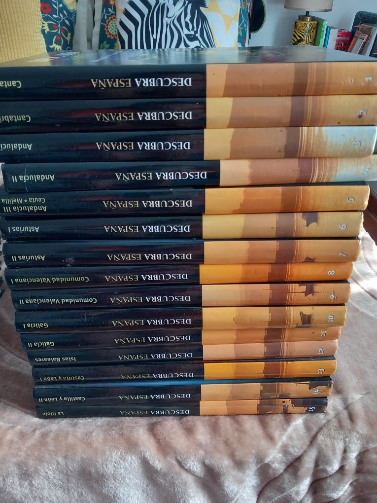 33 vol. Enciclopédia ilustrada em Espanhol