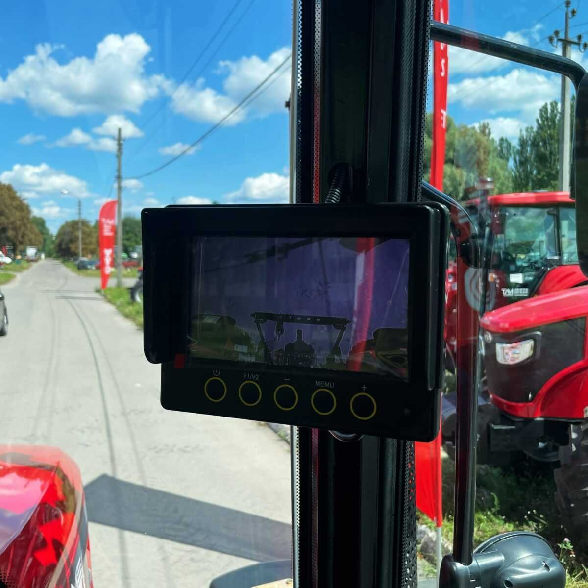 Трактор YTO (ЮТО) NLX 1054