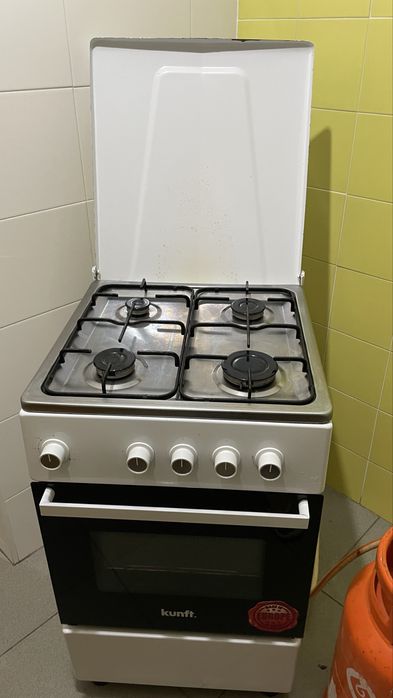 Fogao com forno a gas