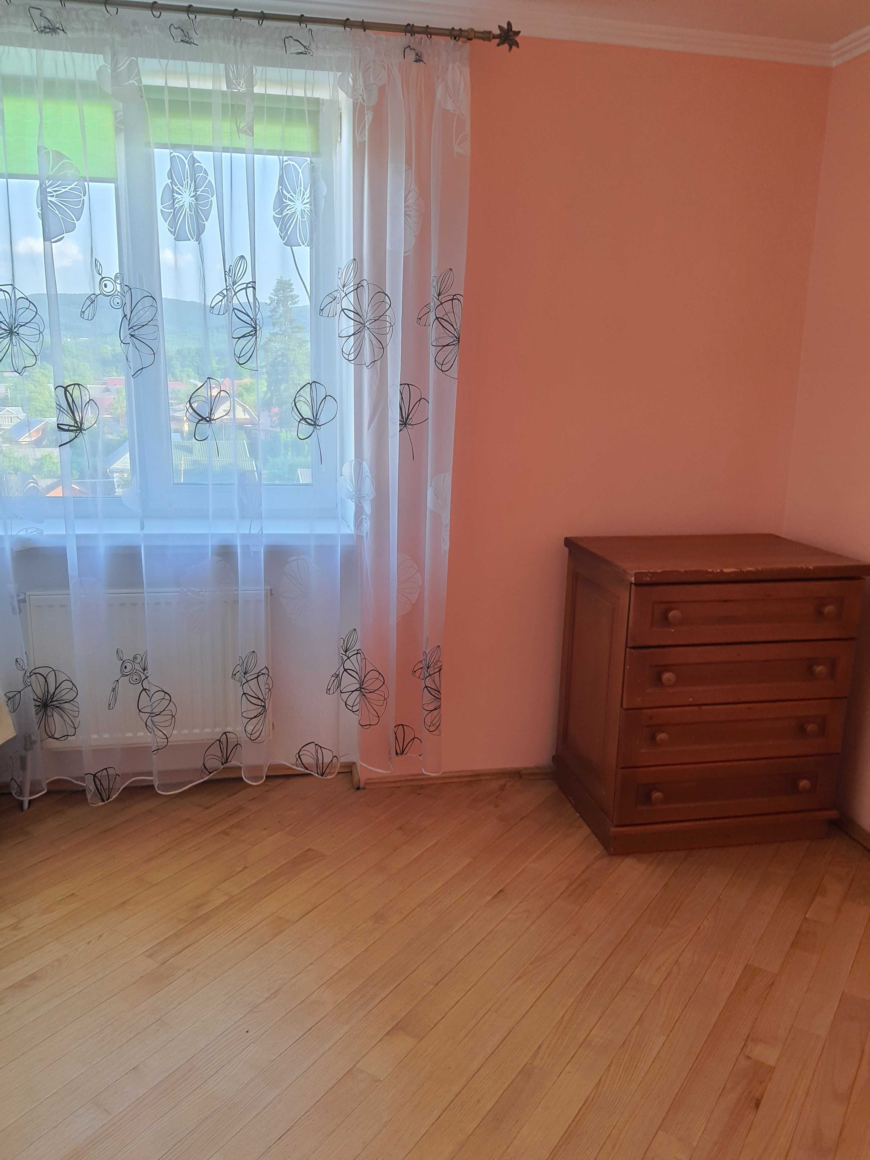 Квартира 3х кім.нова м.Косів 70м2