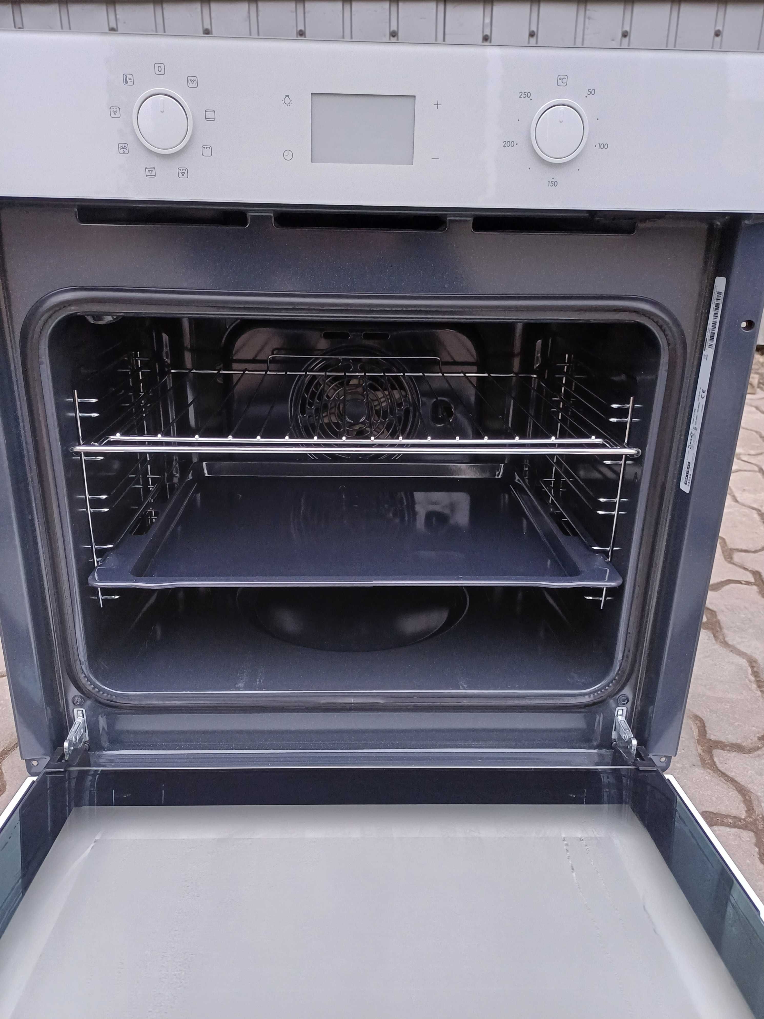 Встраиваемая духовка духовой шкаф Икея Ikea FXJM6 OV BJ01 белая