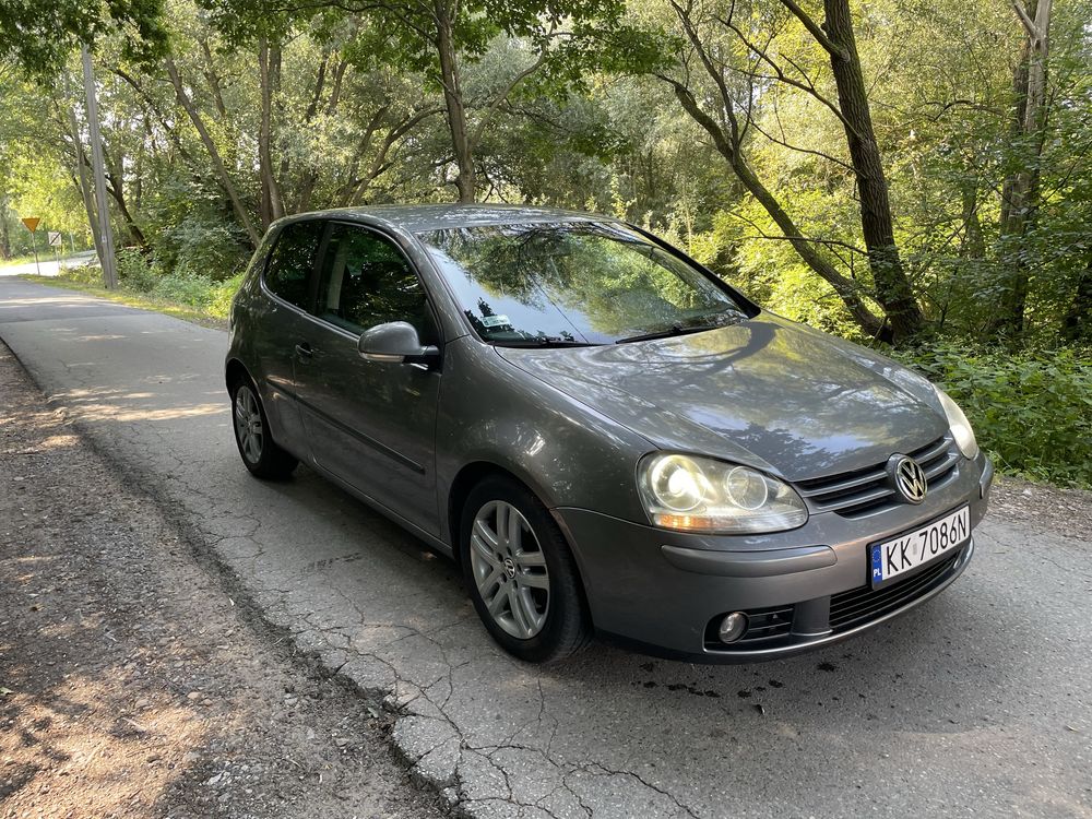 VW Golf V 4x4 2.0 Tdi