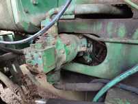 Hydrostat pompa hydtostatyczna jazdy sieczkarni samobieżnej John Deere