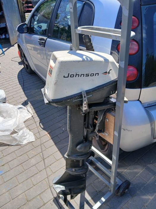 Silnik do Łodzi Johnson 6 koni drugi na czesci