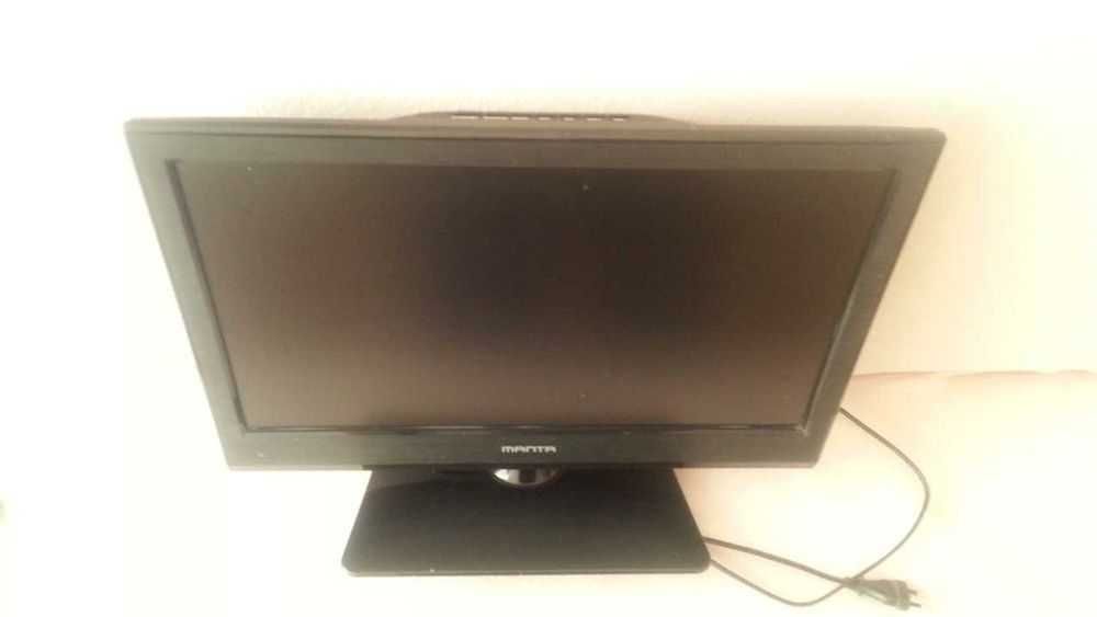 Telewizor Manta LED 19" z funkcją monitora.