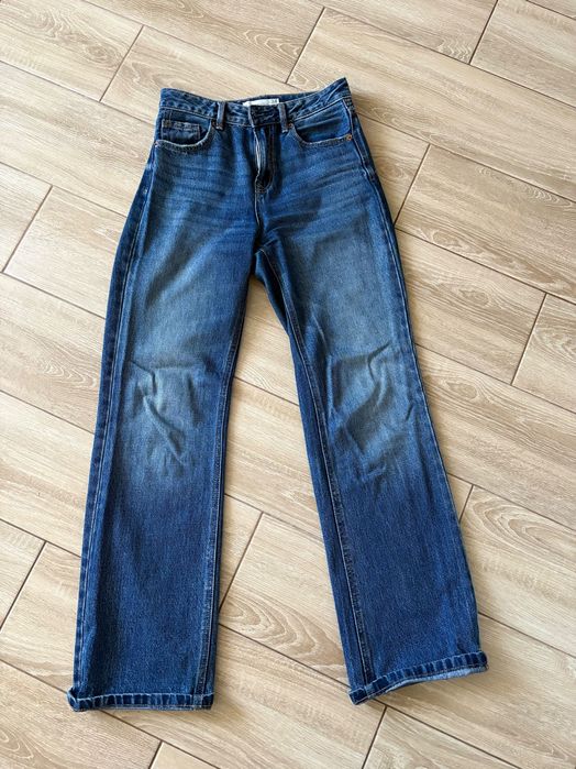 Джинси Stradivarius