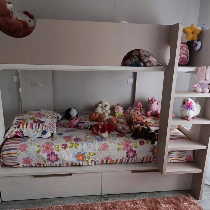 Cama beliche em bom estado