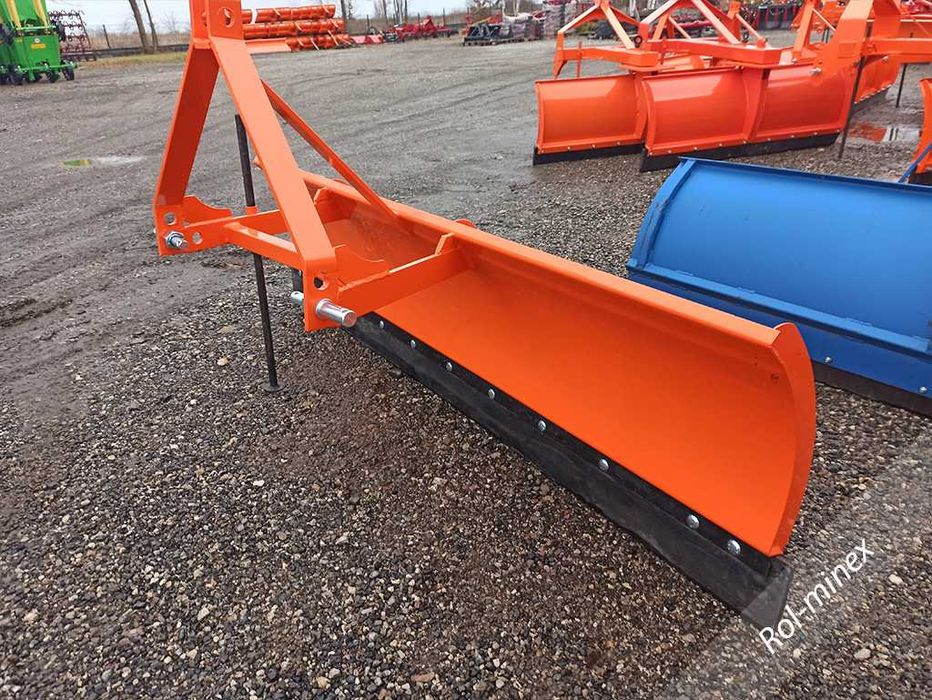 Pług do śniegu WSTECZNY na podnośnik do Kuboty c330 c360 Transport