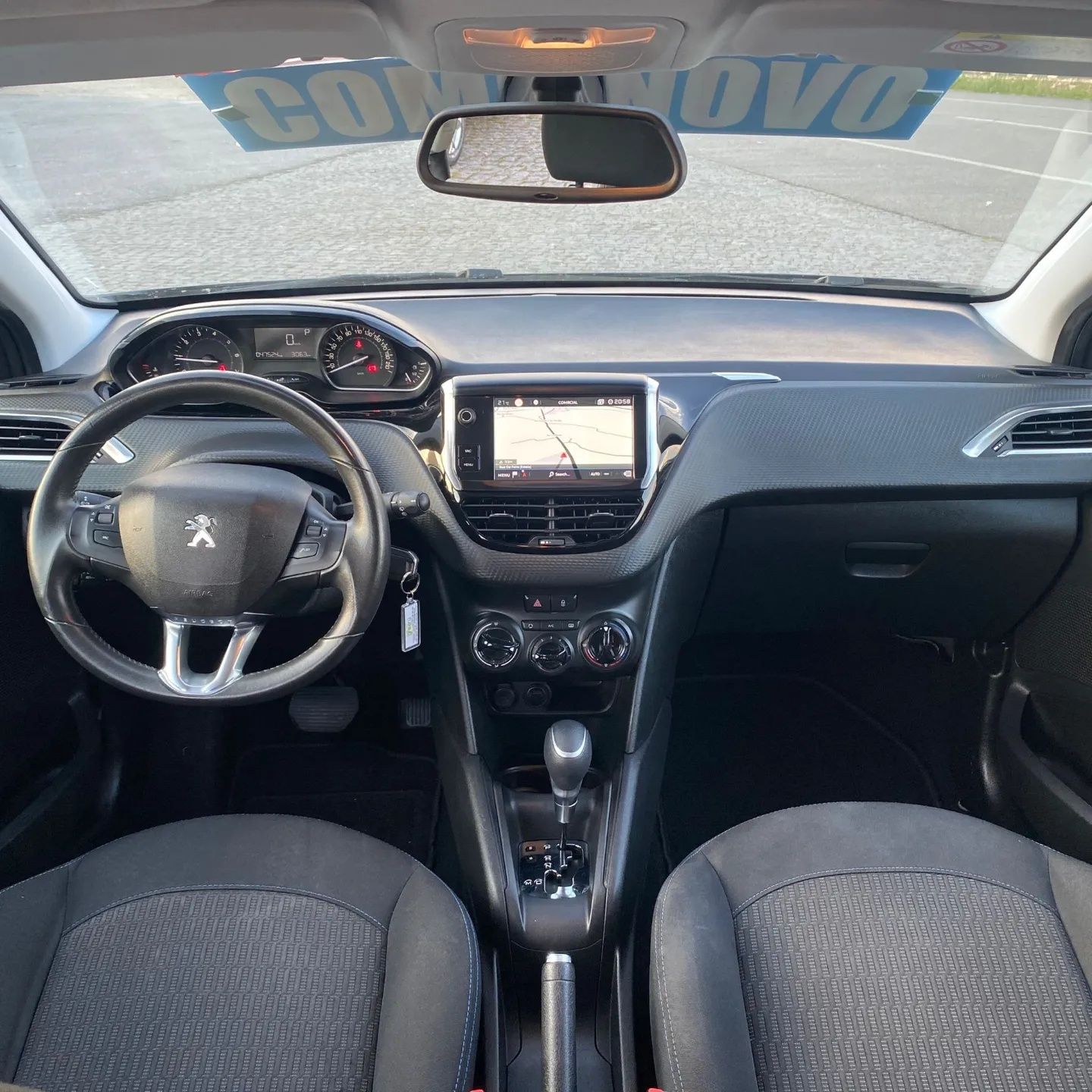 Peugeot 208 Automático 2019