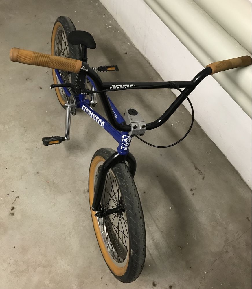 Bmx Fit Pledge +pegi +hubguard