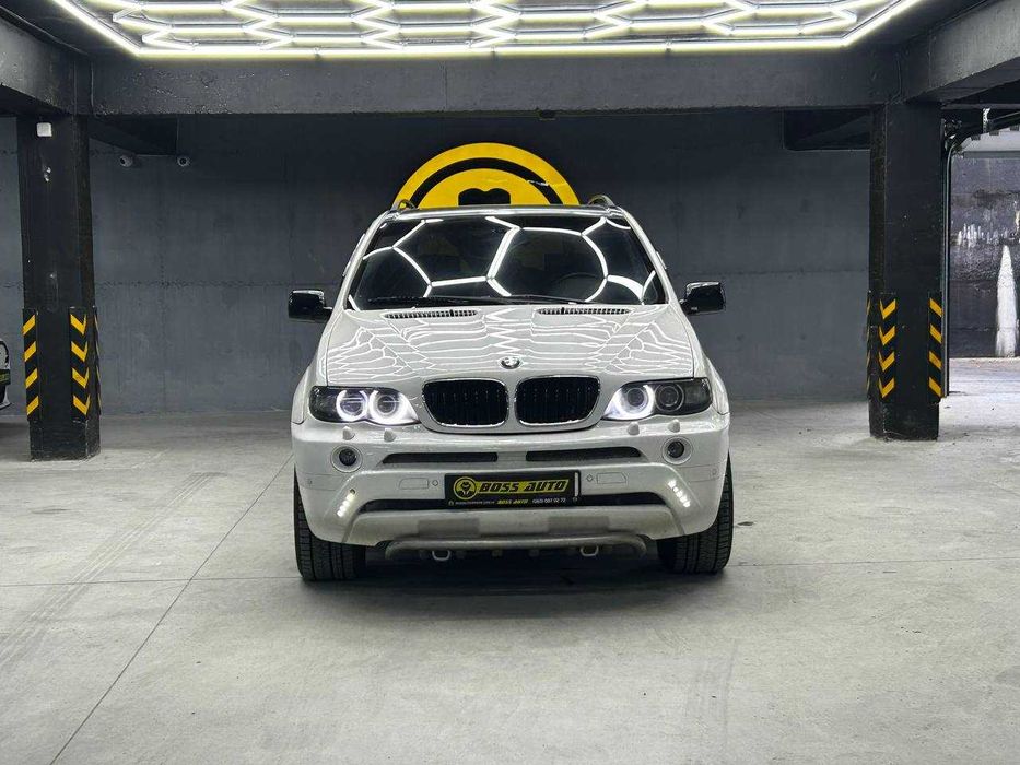 BMW    X5   2004