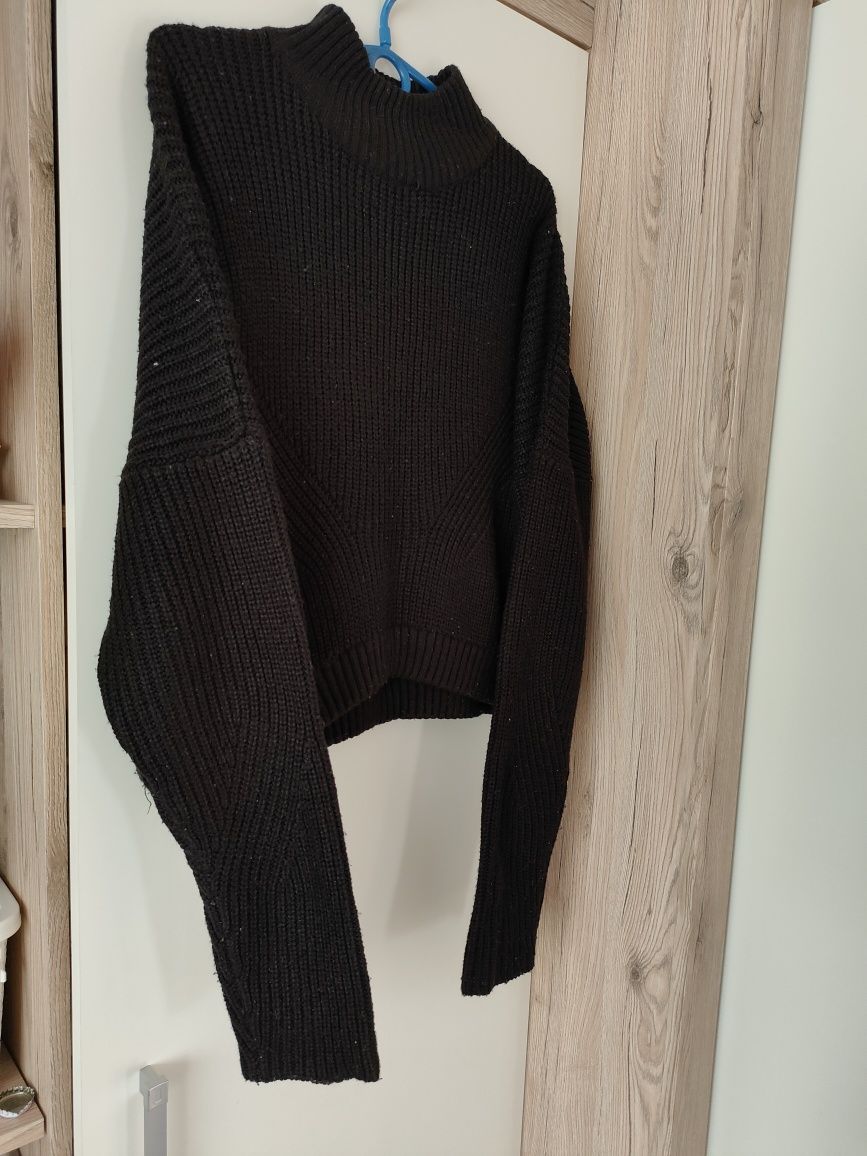 Sweter damski w kolorze czarnym SINSAY r. L