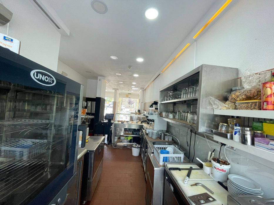 Quota 50% sócia(o) pastelaria c/ REFEIÇÕES GRATUITAS, Alfornelos,Ler