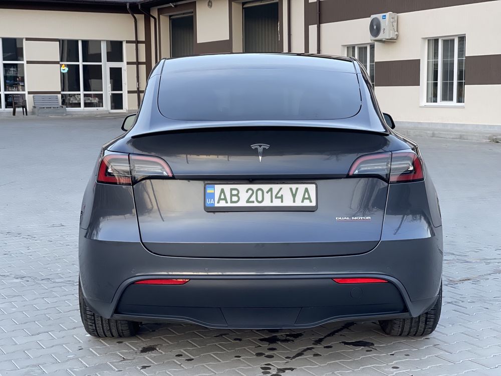 Tesla Y Perfomance 2022р. 19 тис. км