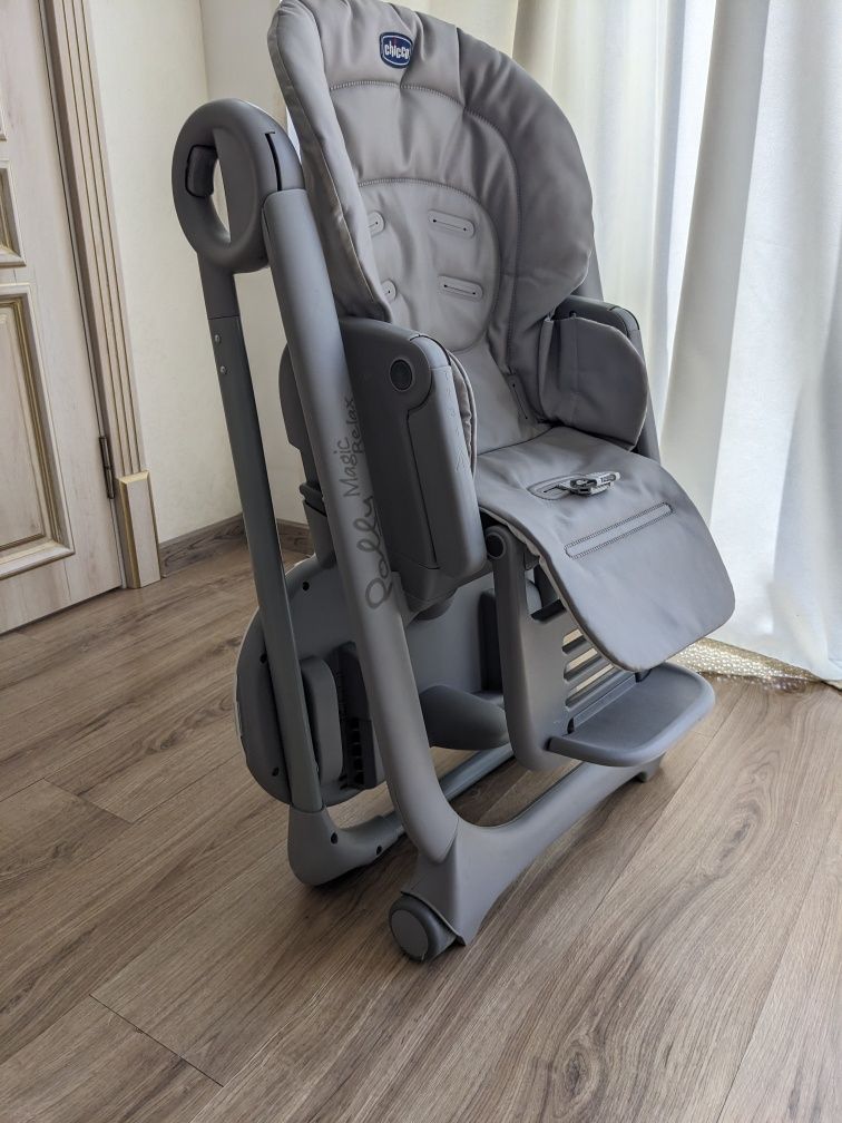 Chicco Magic Relax стульчик для кормления и сна 0+