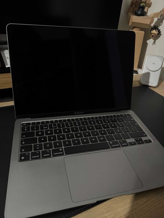 Macbook Air M1 2020 / 16 GB RAM / 256 GB SSD