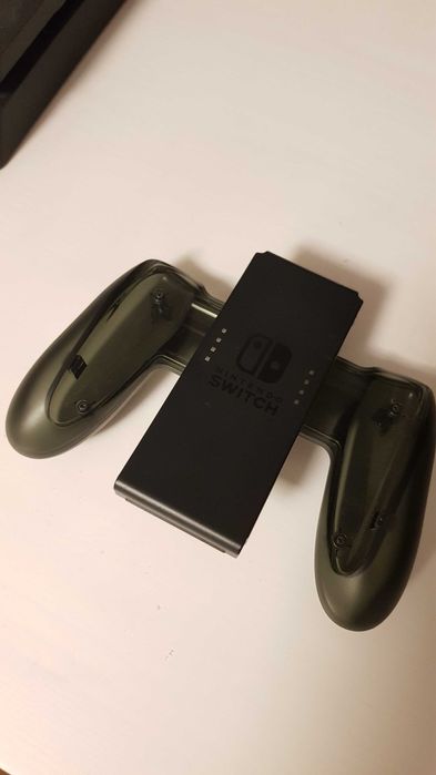 Nintendo Switch joy-con charging grip / Uwyt możliwością z ładowania
