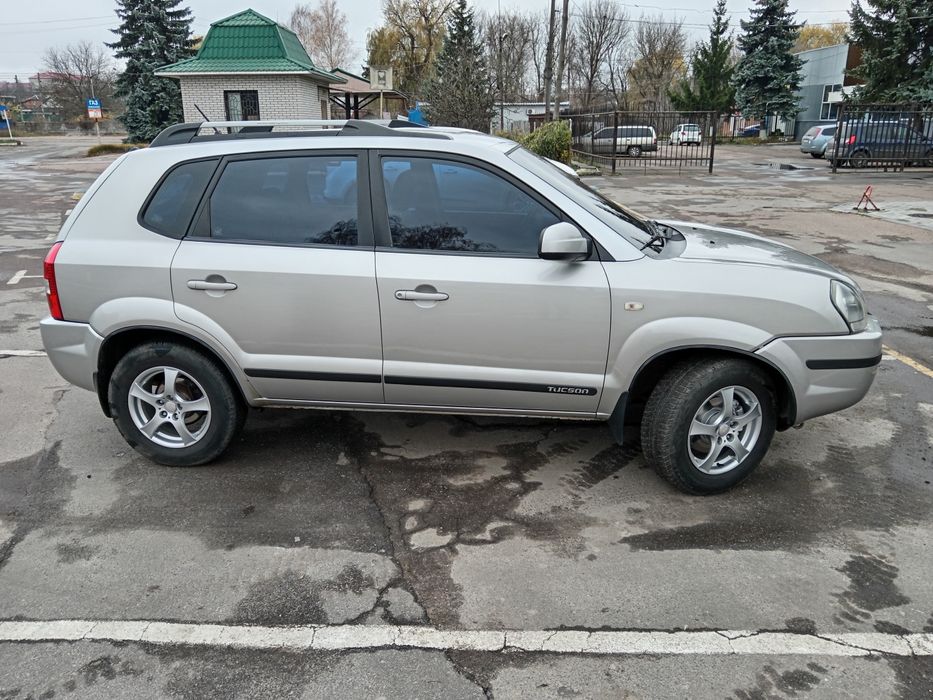 Hyundai Tucson 2005 2,0 бензин