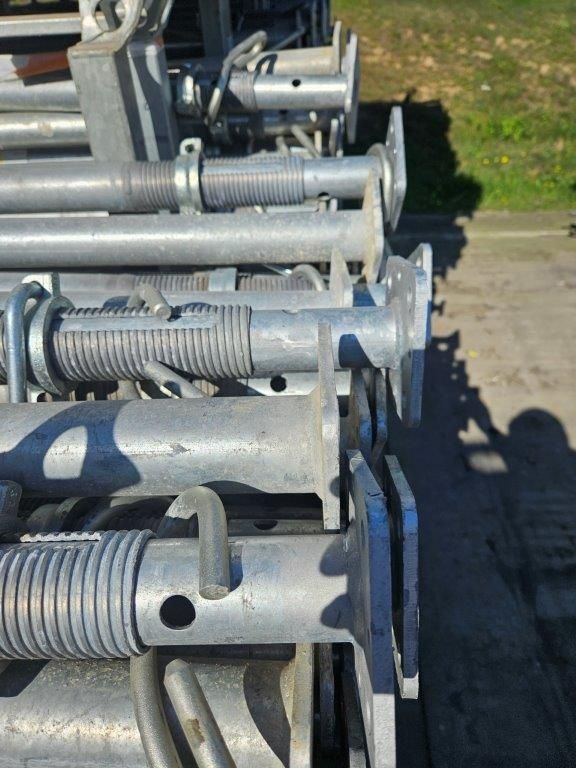 Podpory peri 300 stemple budowlane