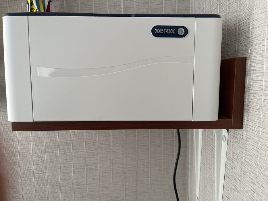 Полочка для книг, прінтера …