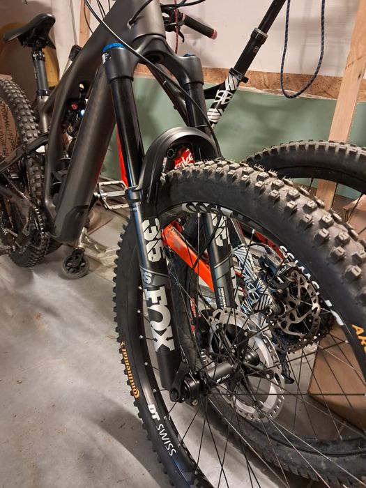 Nowy Fox 36 performance elite