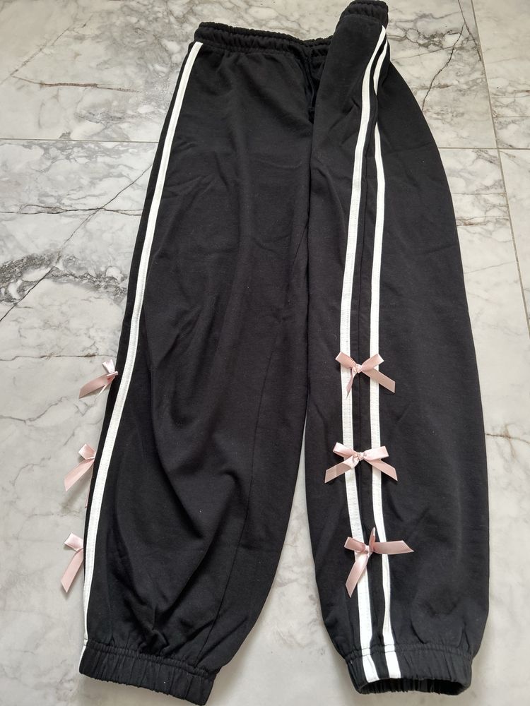 House dres czarny z kokardkami rozm. S