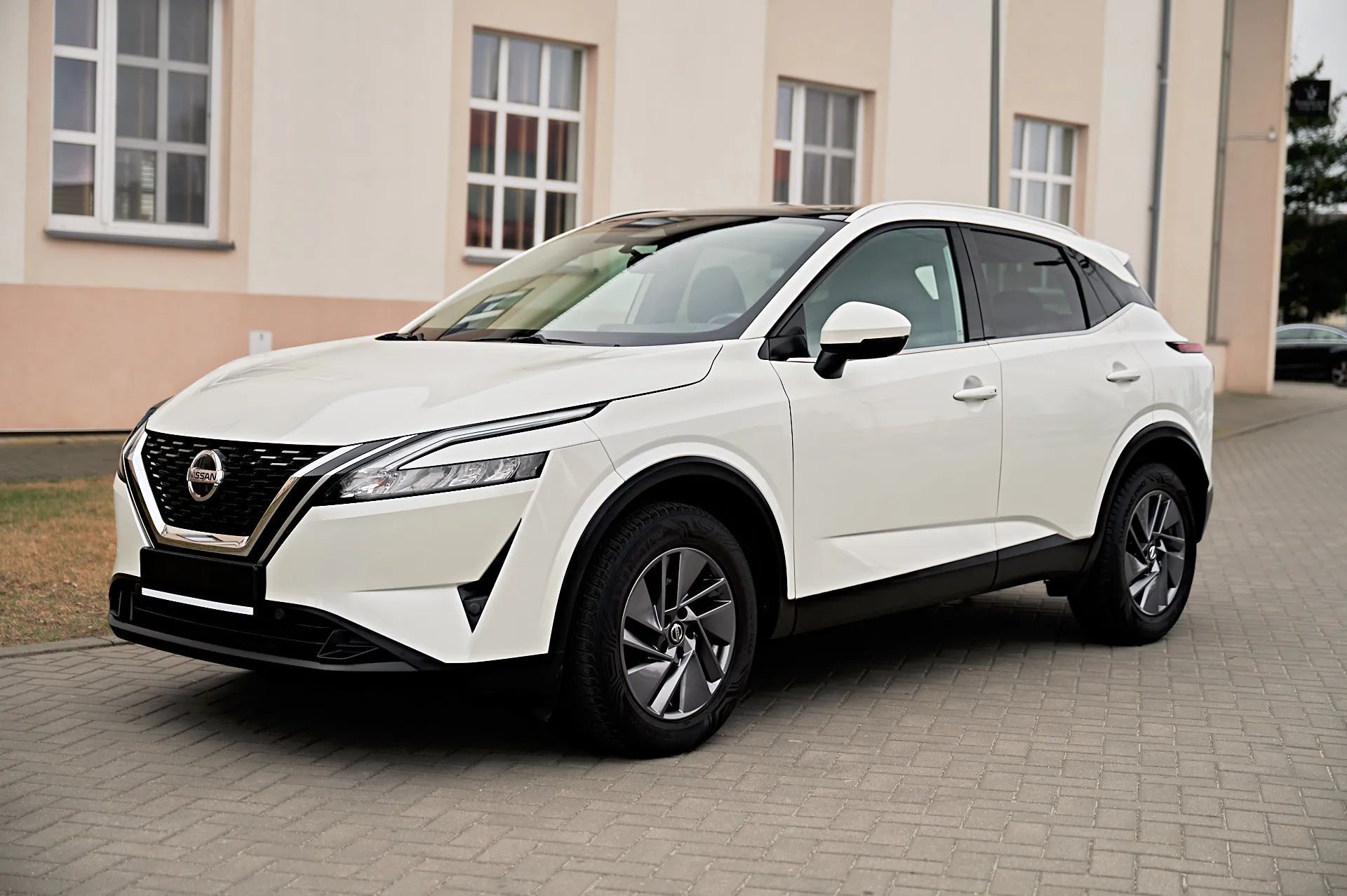 Nissan Qashqai Panorama Full Led Navi KeyLess Go Climatronik Kamery 360° Model 2022