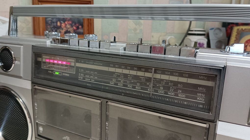 Магнитола CONTEC 8822.