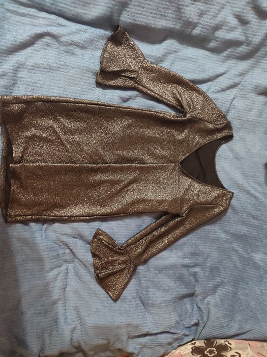 Продам женское новогоднее платье