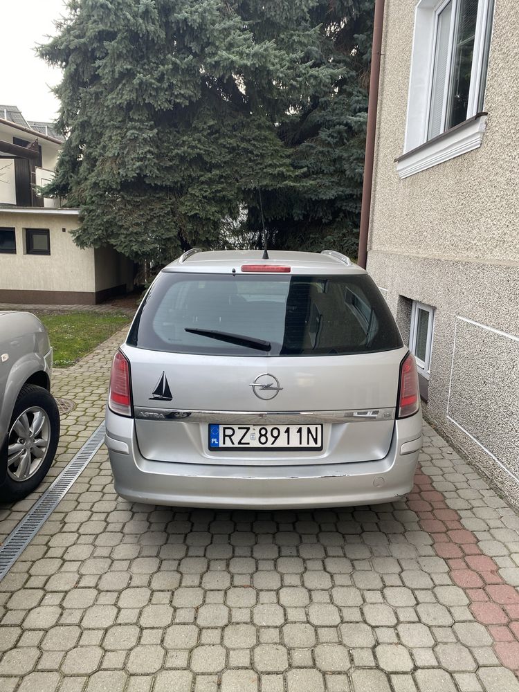 Opel Astra H 1.8 benzyna + LPG