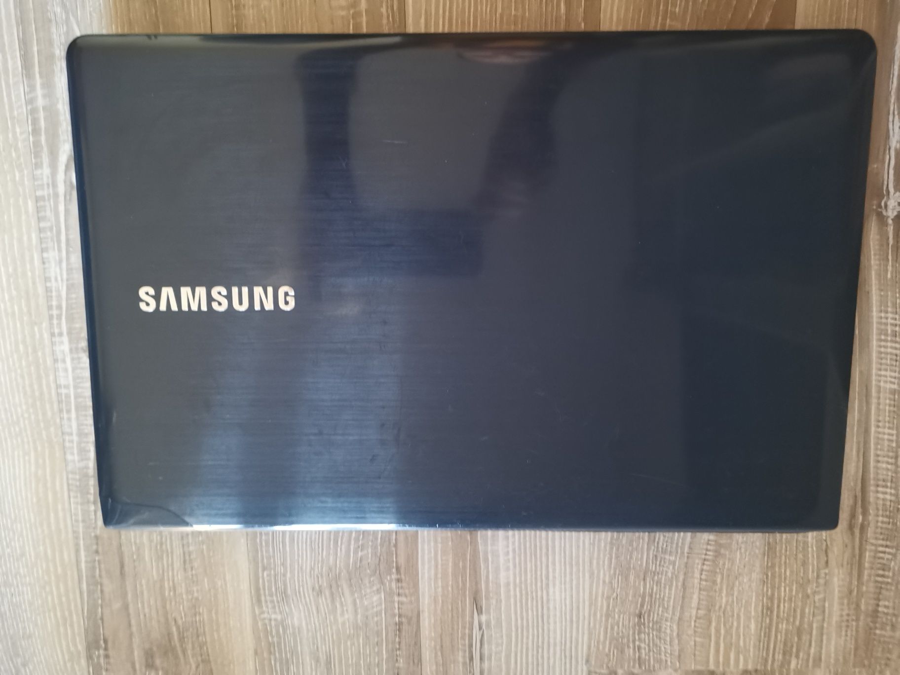 Laptop Samsung NP270E5V, dysk SSD 250GB, Windows 10