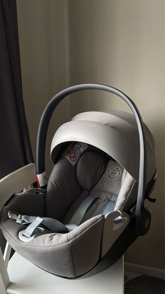 Автокрісло Cybex Cloud