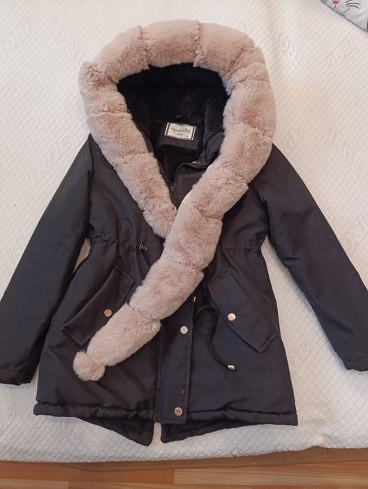 Курточка  парка для дівчинки