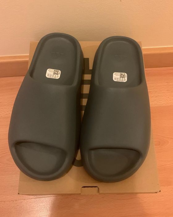 Yeezy slide slate marine