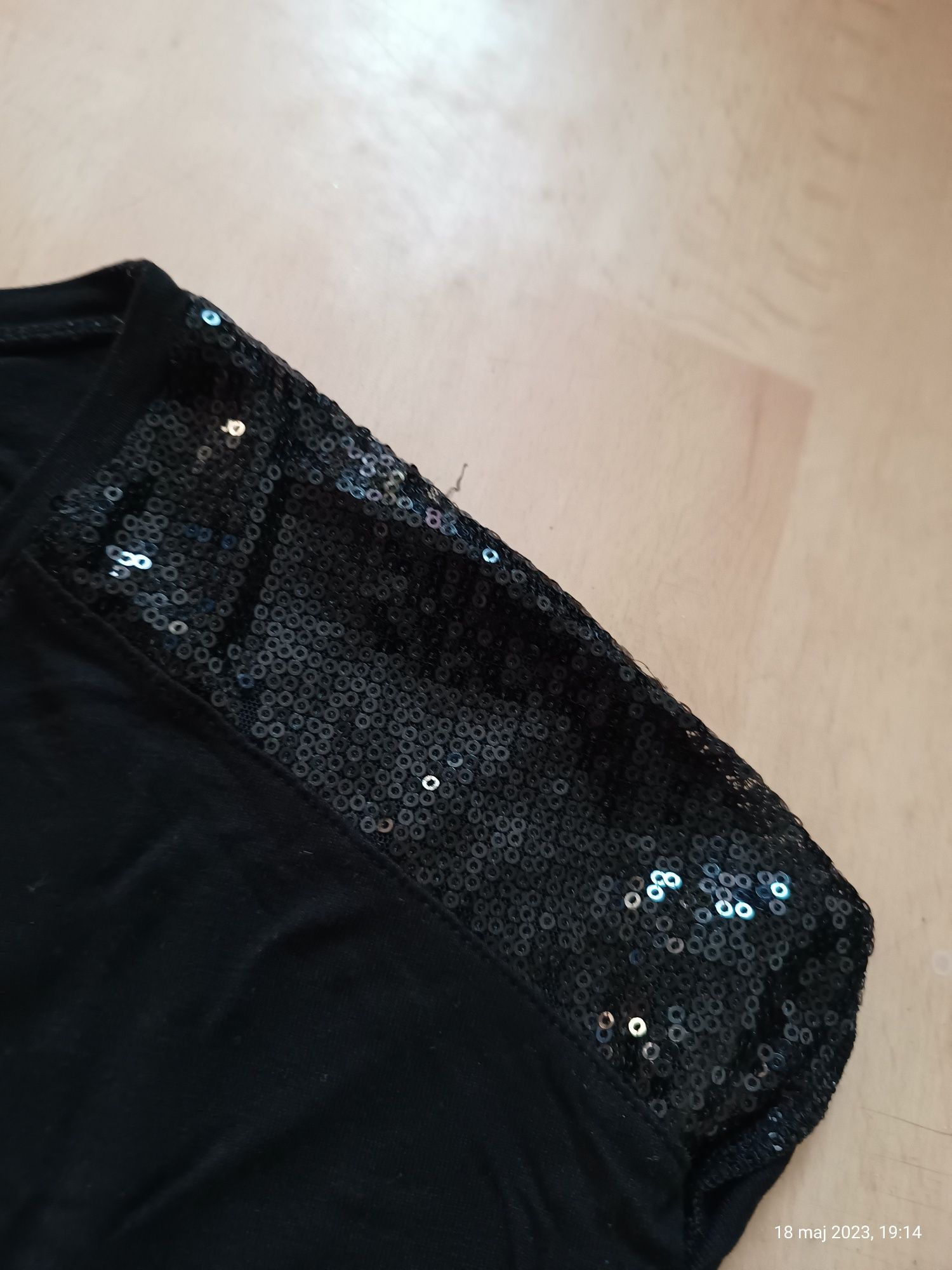 Bluzka bluzeczka T-shirt koszulka damska krótki rękaw cekiny