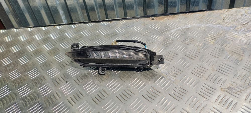 Sym Jet X Kierunkowskaz przedni