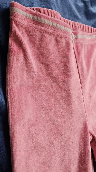 Spodnie welurowe r. 134