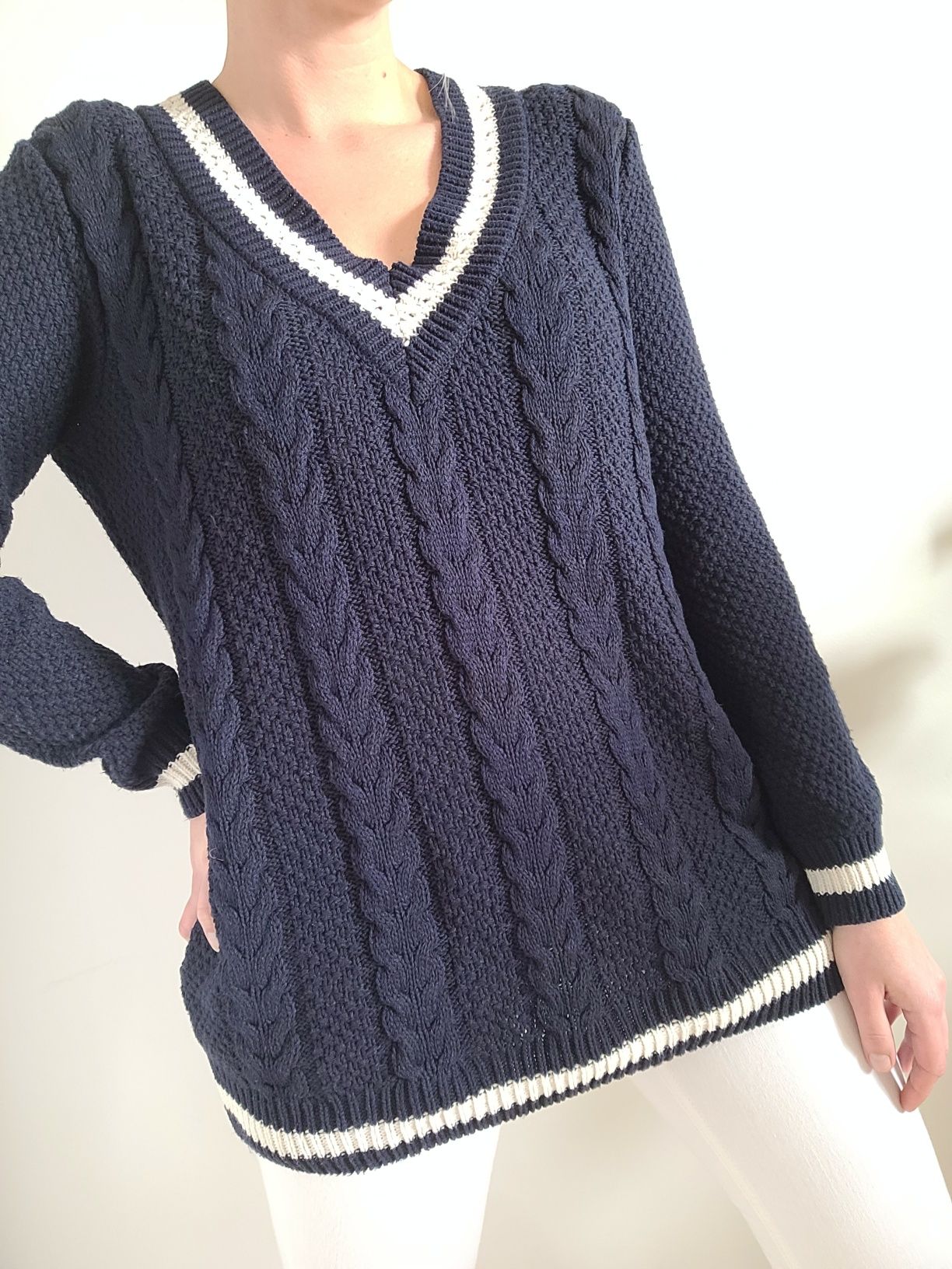 Granatowy sweter oversize college warkocze vintage