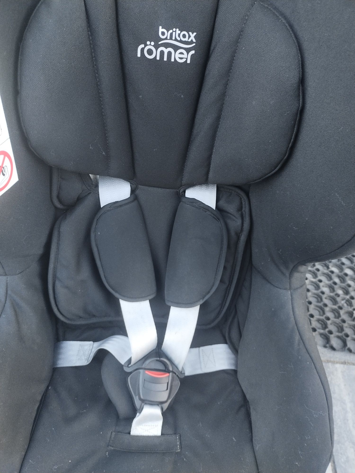Fotelik samochodowy Britax Romer 9-25kg tyłem do kierunku jazdy
