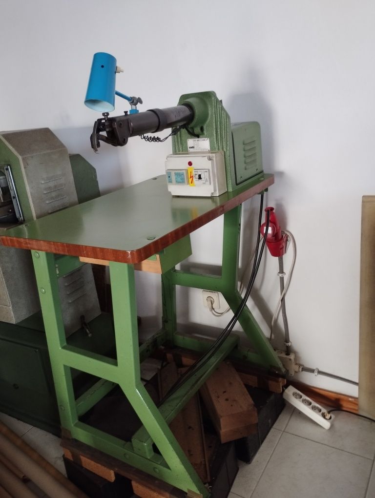Máquina de aparar